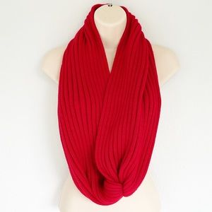 Perika Peruvian Trading Company red handmade cable knit twist infinity scarf